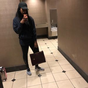 Meet your Posher, Aliya